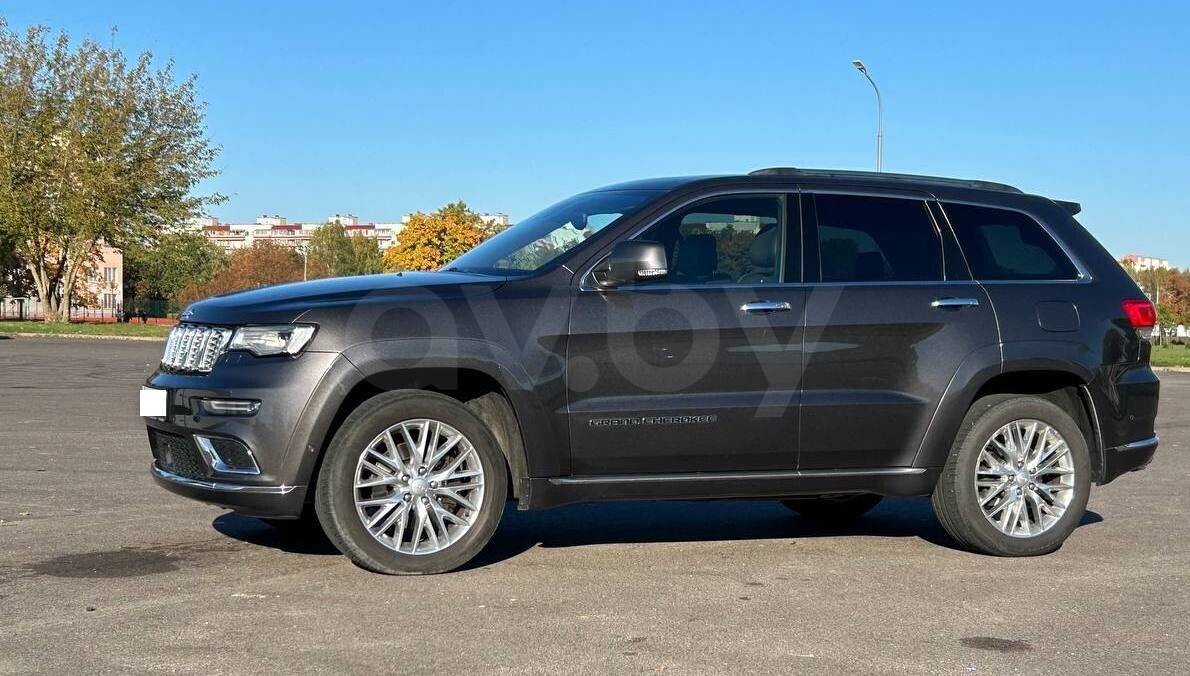 Jeep Grand Cherokee 2018, Grand Cherokee 2018 дизель 3 внедорожник Б/У Брест