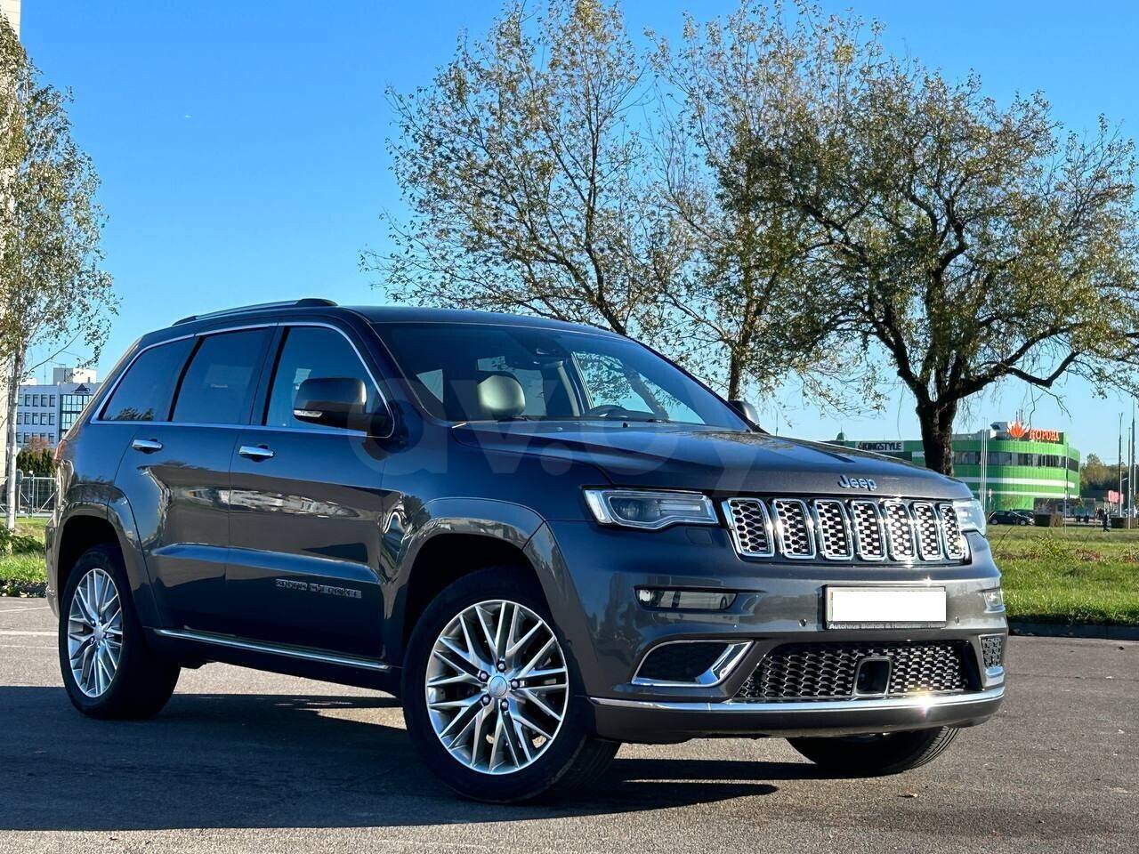 Jeep Grand Cherokee 2018, Grand Cherokee 2018 дизель 3 внедорожник Б/У Брест