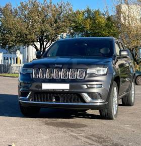 Jeep Grand Cherokee 2018, Grand Cherokee 2018 дизель 3 внедорожник Б/У Брест