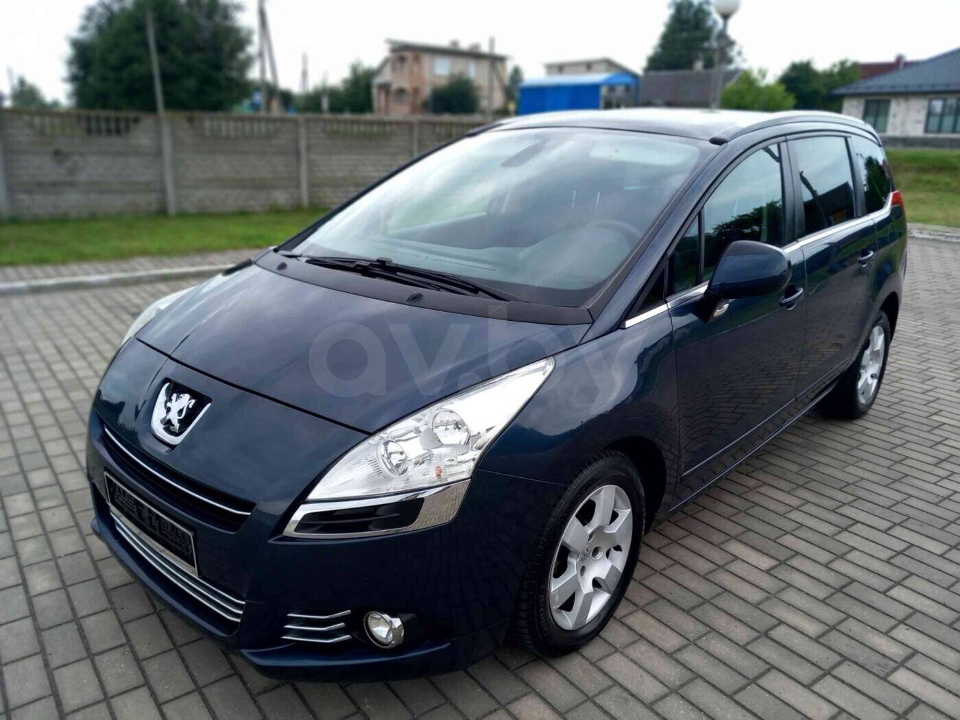 Peugeot 5008 2012, 5008 2012 дизель 1 минивэн / микроавтобус Б/У Слоним
