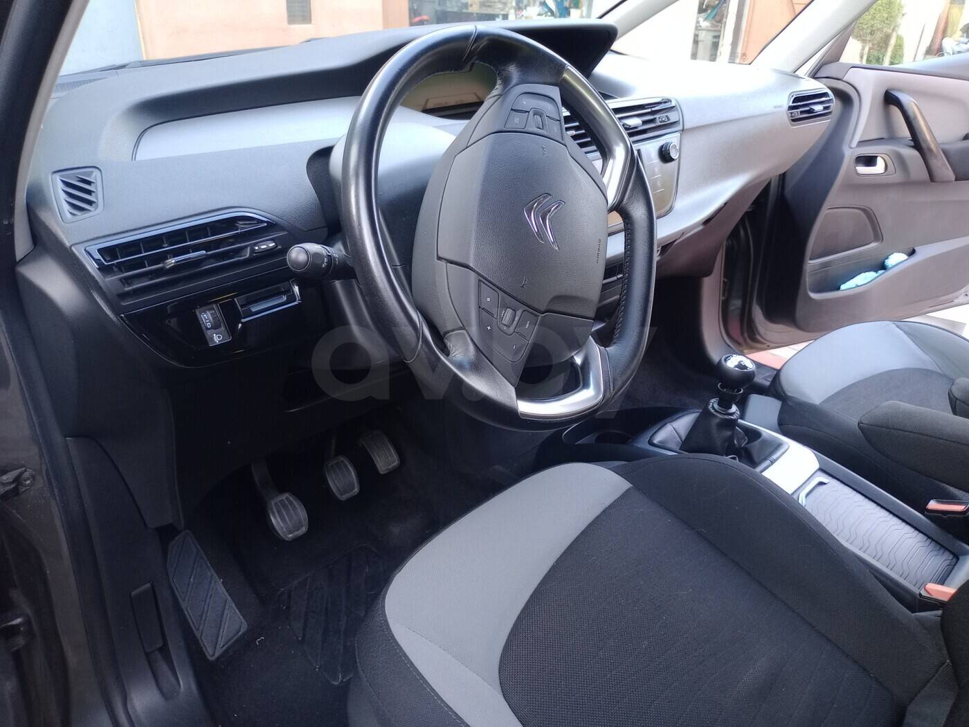 Citroen C4 Grand Picasso 2015, C4 Grand Picasso 2015 дизель 1 минивэн / микроавтобус Б/У Кобрин