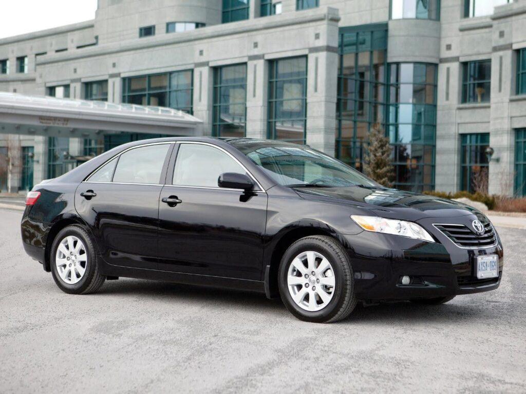 Toyota Camry: обзор 40-го и 50-го кузовов