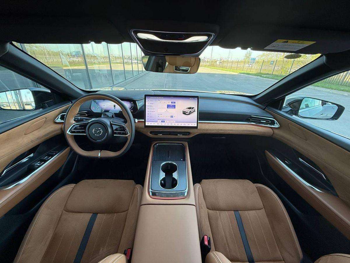 Mazda EZ-6 2025, EZ-6 2025 бензин 1.5 седан Б/У Воронеж