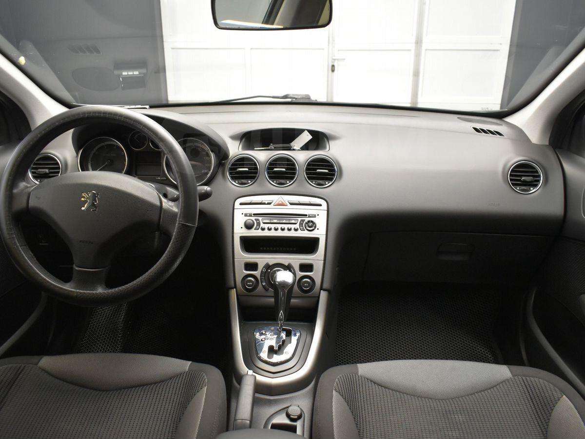 Peugeot 308 2009, 308 2009 бензин 1.6 хэтчбек Б/У Москва