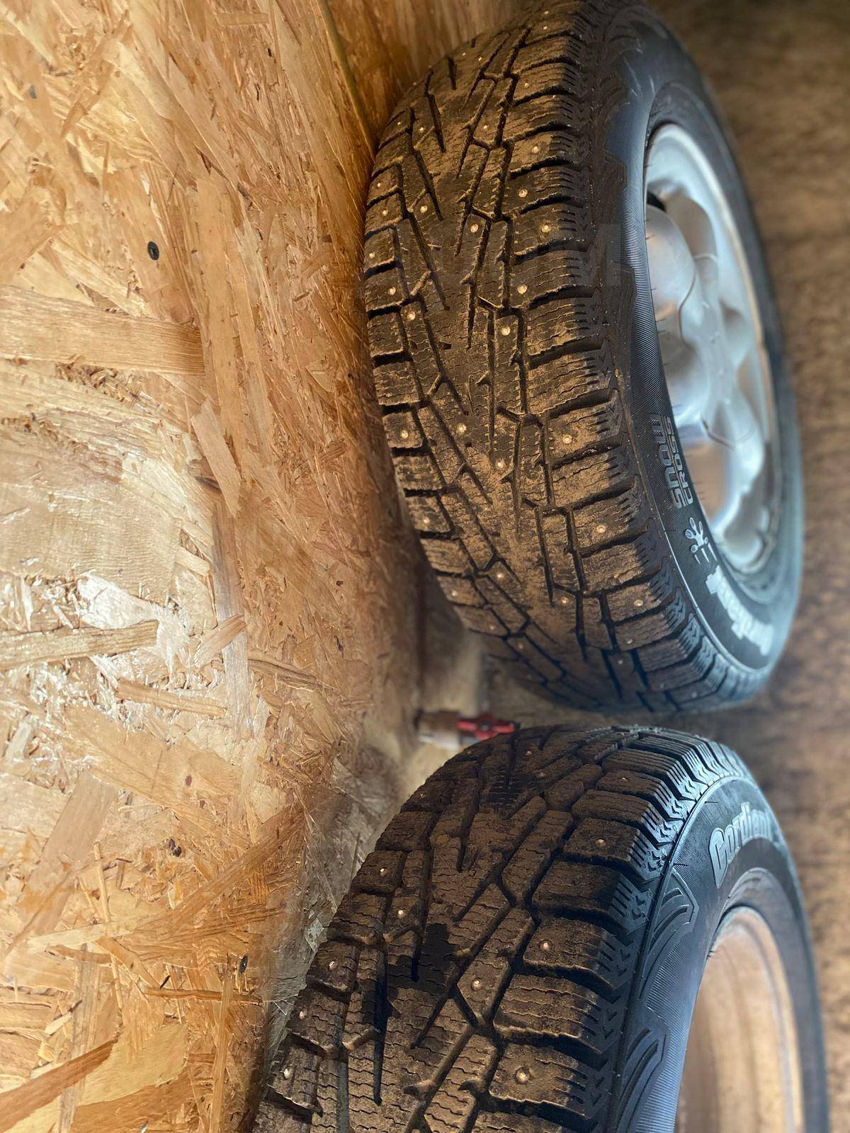 Chevrolet Niva 2004, Niva 2004 бензин 1.7 внедорожник Б/У Барнаул