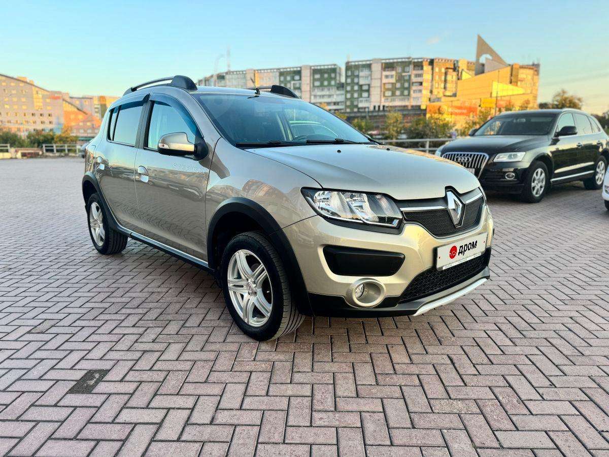Renault Sandero Stepway 2015, Sandero Stepway 2015 бензин 1.6 хэтчбек Б/У Кемерово