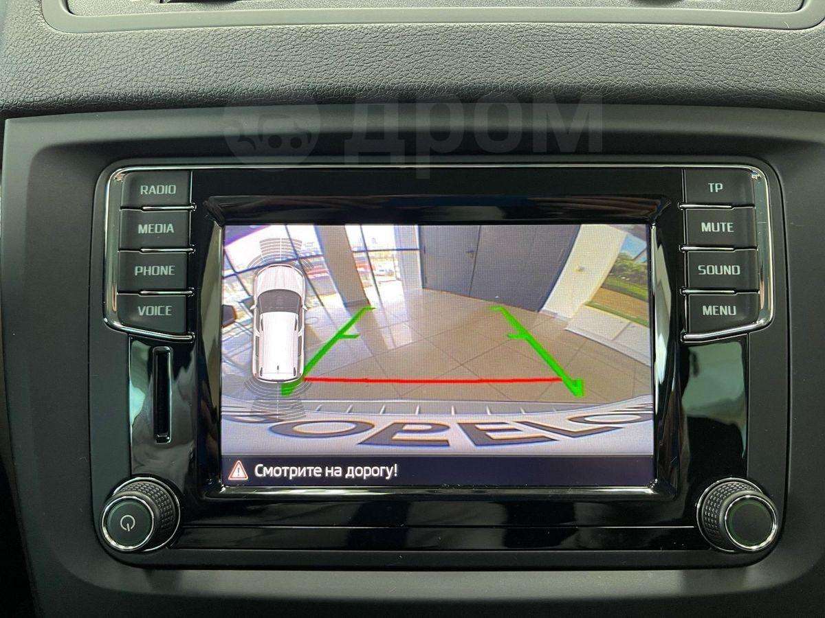 Skoda Yeti 2017, Yeti 2017 бензин 1.8 внедорожник Б/У Москва