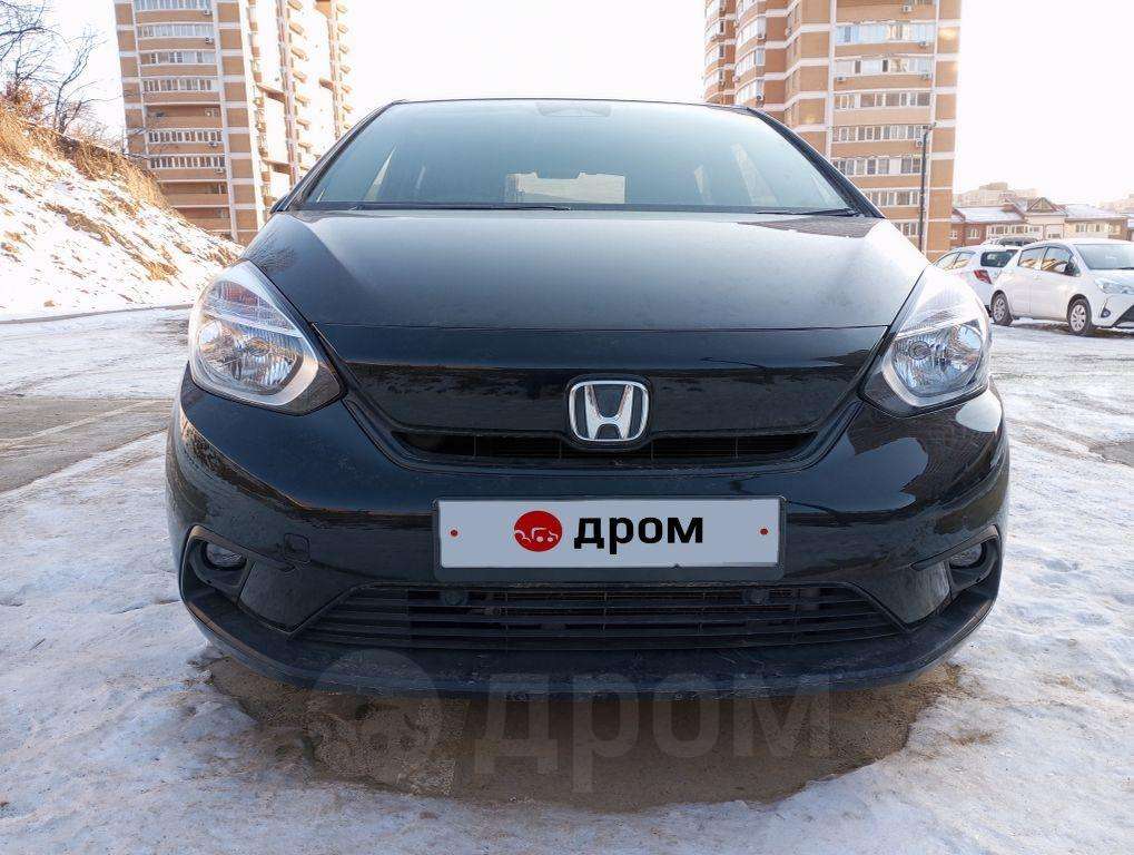 Honda Fit 2020, Fit 2020 бензин 1.3 хэтчбек Б/У Владивосток
