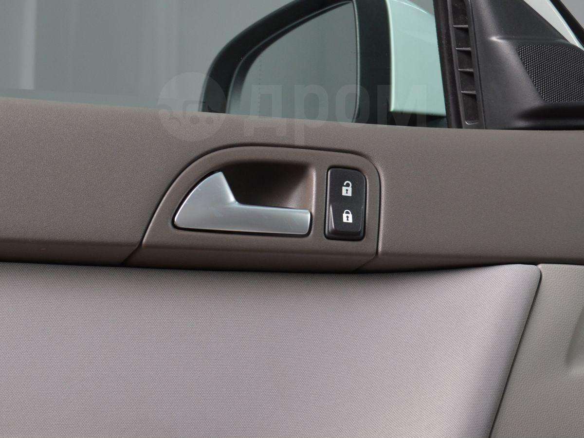 Volvo S40 2012, S40 2012 бензин 2 седан Б/У Кемерово