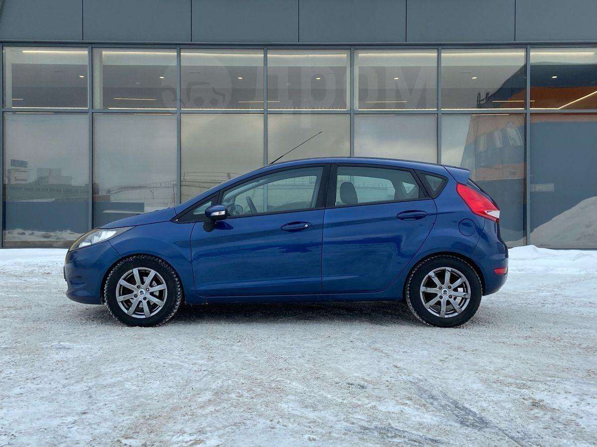 Ford Fiesta 2010, Fiesta 2010 бензин 1.2 хэтчбек Б/У Санкт-Петербург
