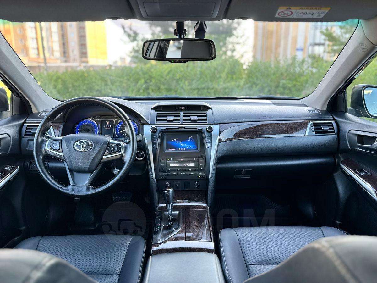 Toyota Camry 2015, Camry 2015 бензин 2.5 седан Б/У Омск