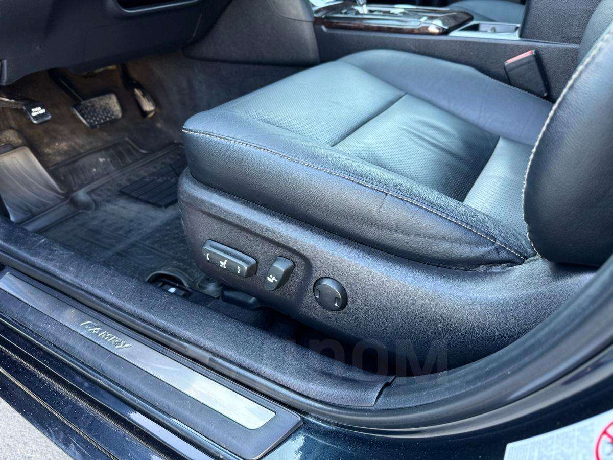 Toyota Camry 2015, Camry 2015 бензин 2.5 седан Б/У Омск