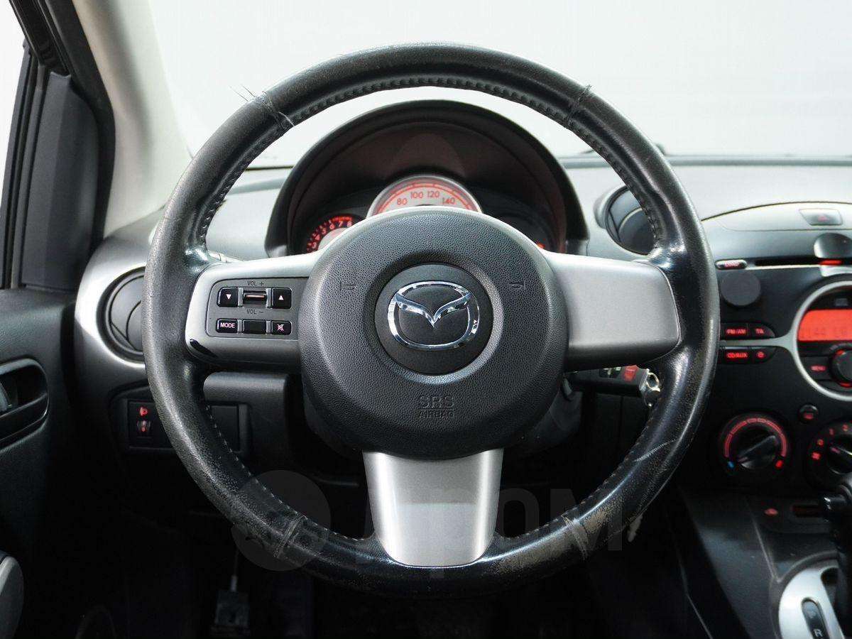 Mazda Mazda2 2008, Mazda2 2008 бензин 1.5 хэтчбек Б/У Москва