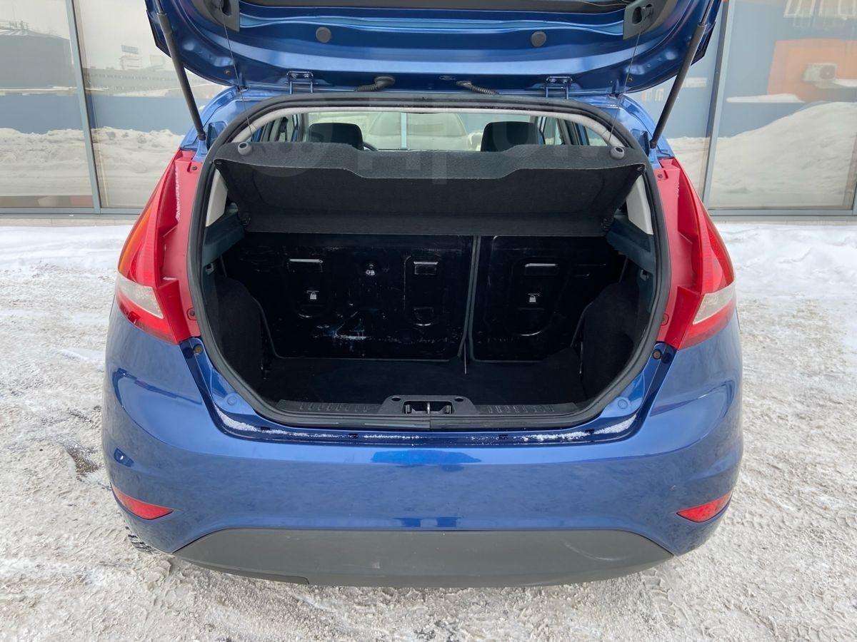 Ford Fiesta 2010, Fiesta 2010 бензин 1.2 хэтчбек Б/У Санкт-Петербург