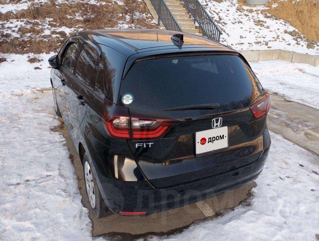 Honda Fit 2020, Fit 2020 бензин 1.3 хэтчбек Б/У Владивосток