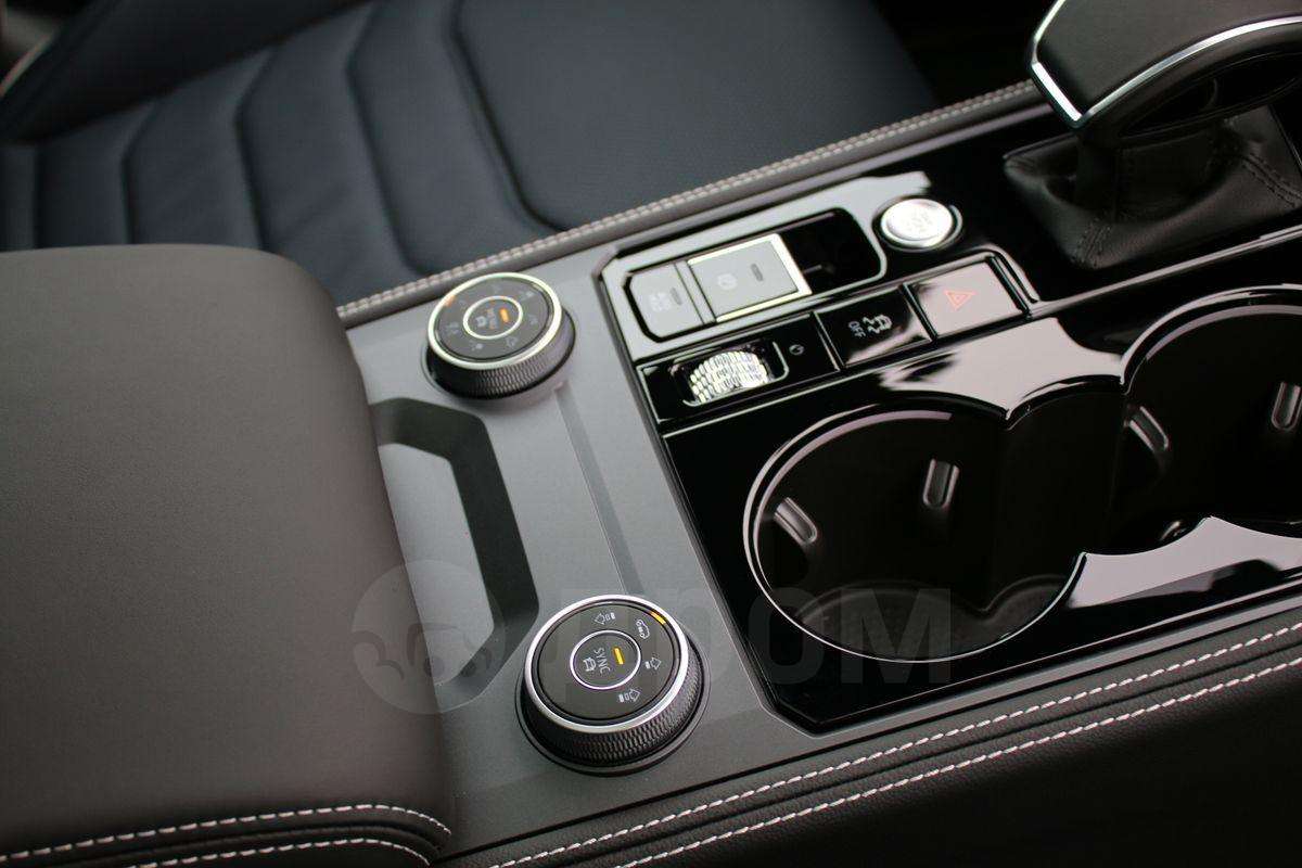 Volkswagen Touareg 2025, Touareg 2025 дизель 3 внедорожник Б/У Краснодар