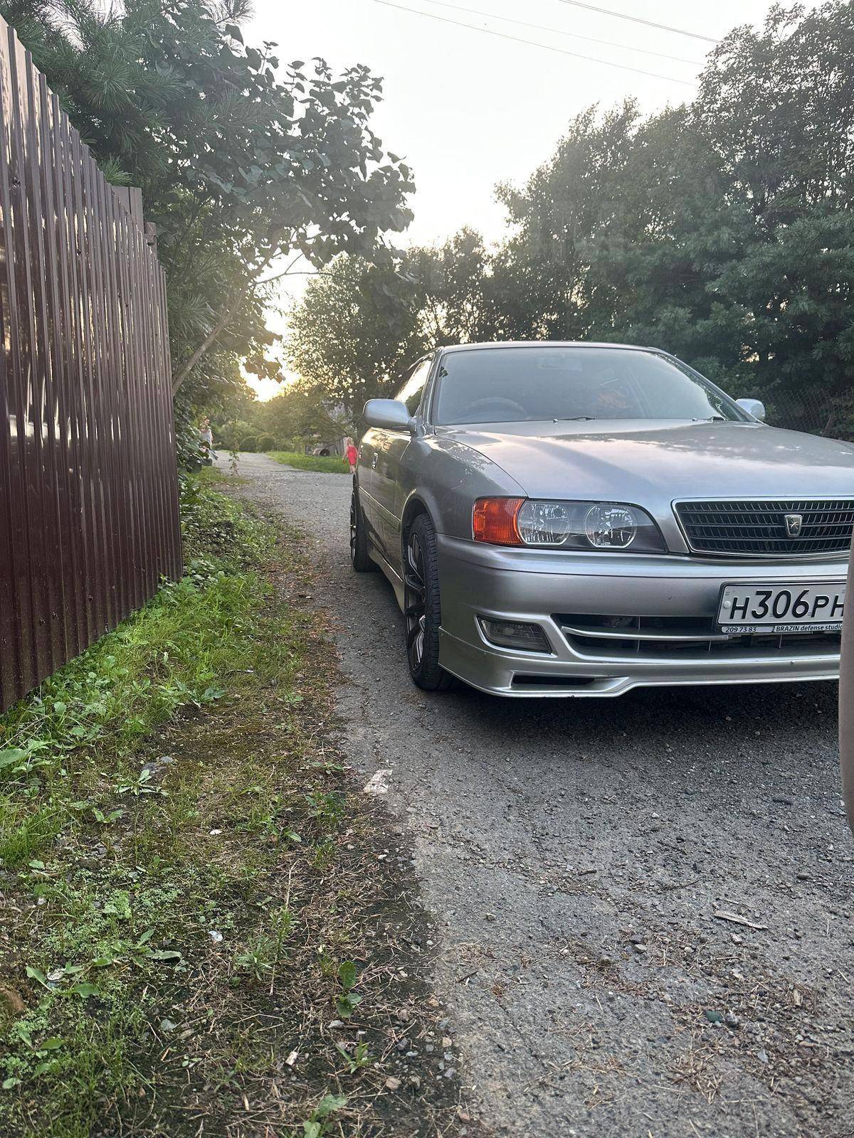 Toyota Chaser 1996, Chaser 1996 бензин 2 седан Б/У Раздольное
