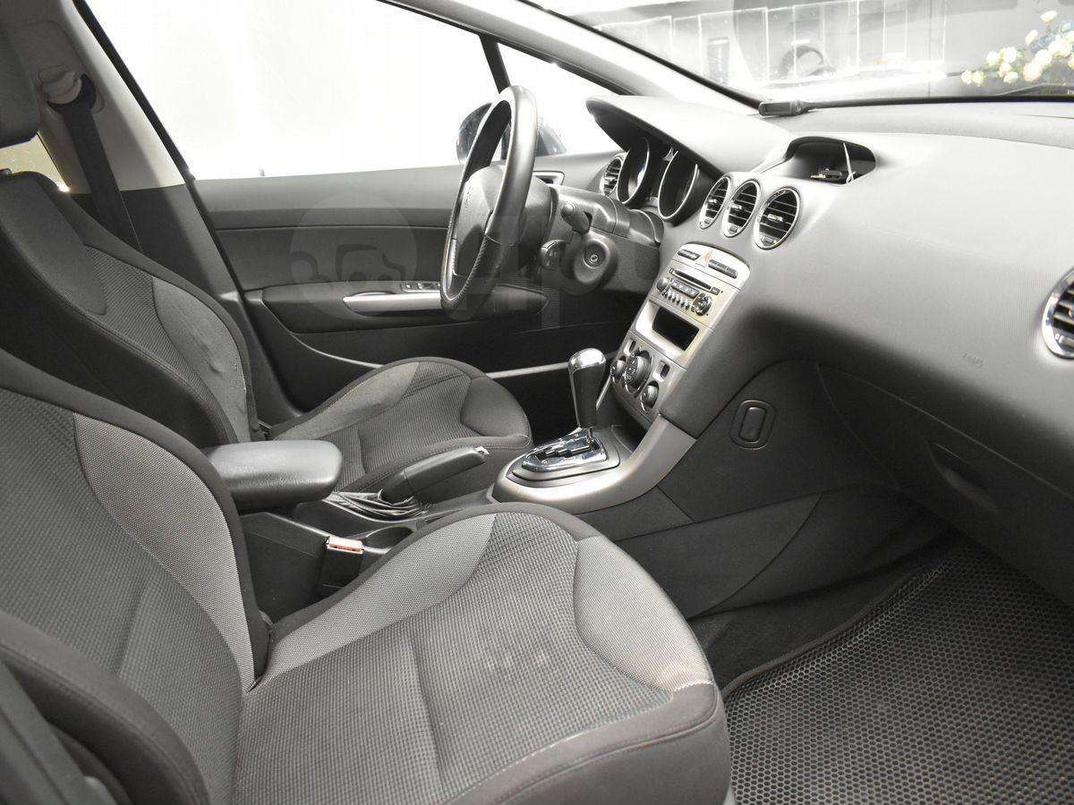 Peugeot 308 2009, 308 2009 бензин 1.6 хэтчбек Б/У Москва