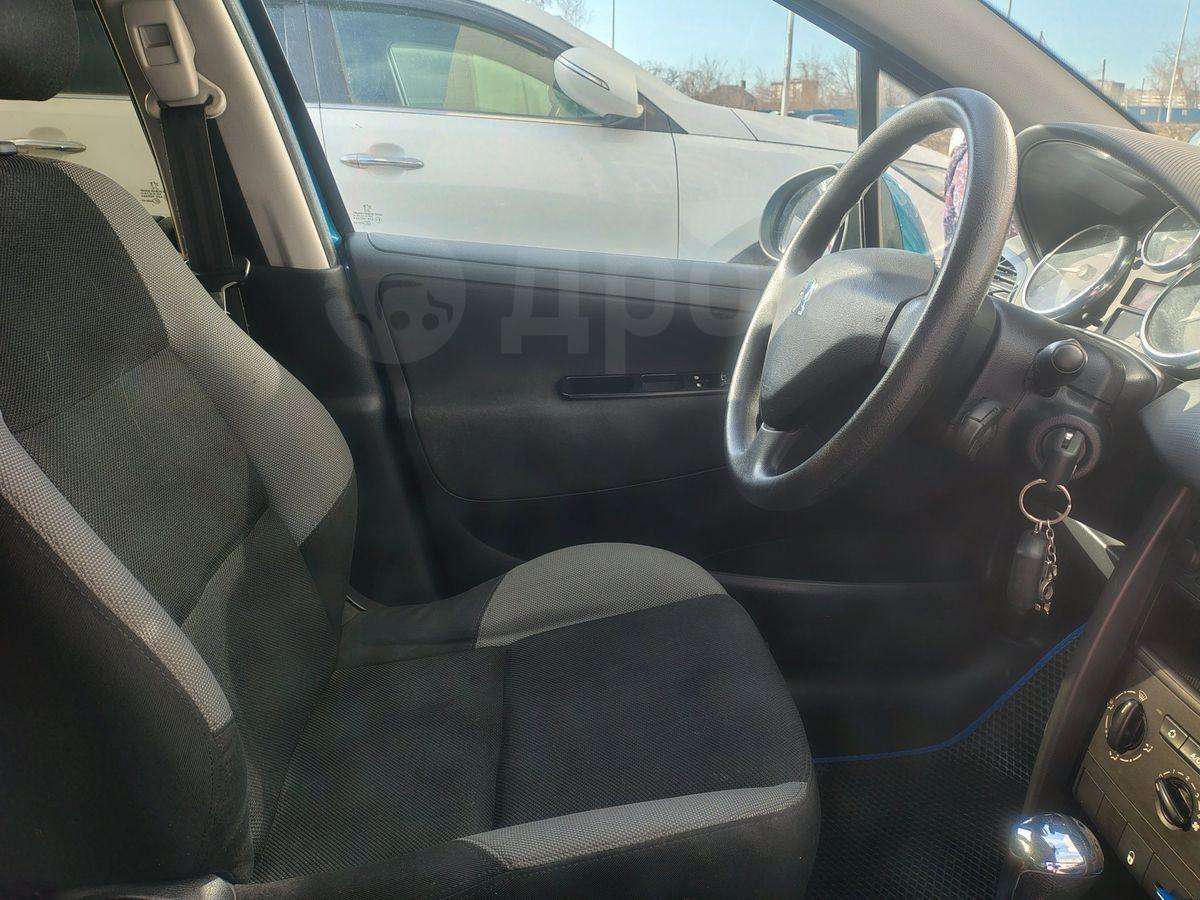 Peugeot 207 2007, 207 2007 бензин 1.6 хэтчбек Б/У Екатеринбург