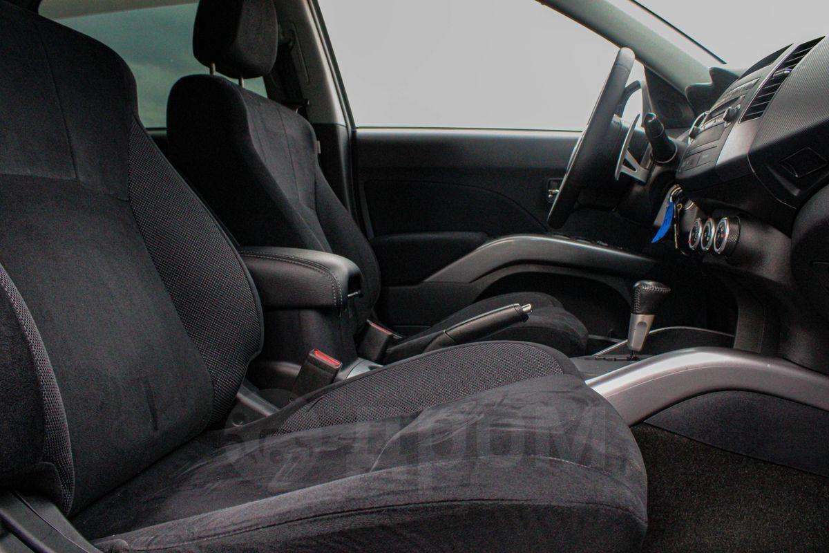 Mitsubishi Outlander 2007, Outlander 2007 бензин 3 внедорожник Б/У Уфа