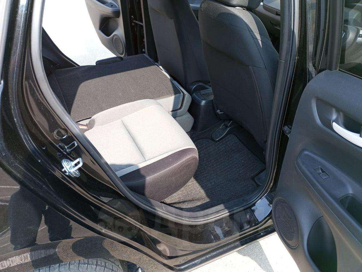 Honda Fit 2020, Fit 2020 бензин 1.3 хэтчбек Б/У Владивосток