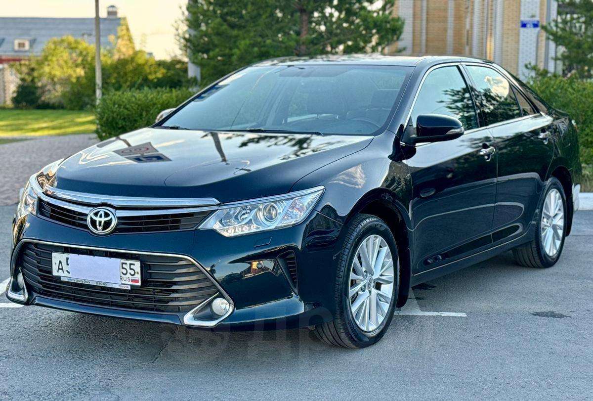 Toyota Camry 2015, Camry 2015 бензин 2.5 седан Б/У Омск