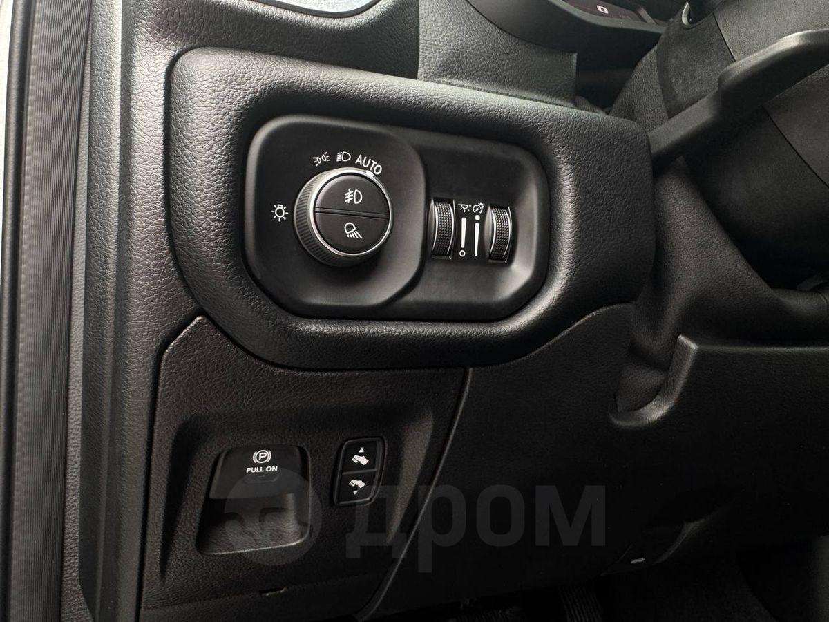 Dodge RAM 2022, RAM 2022 бензин 5.7 пикап Б/У Самара
