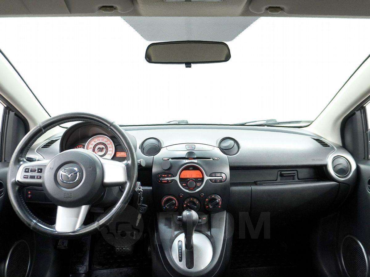 Mazda Mazda2 2008, Mazda2 2008 бензин 1.5 хэтчбек Б/У Москва