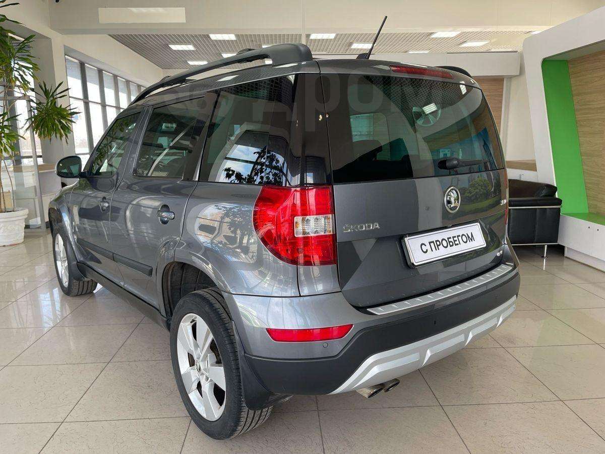 Skoda Yeti 2017, Yeti 2017 бензин 1.8 внедорожник Б/У Москва