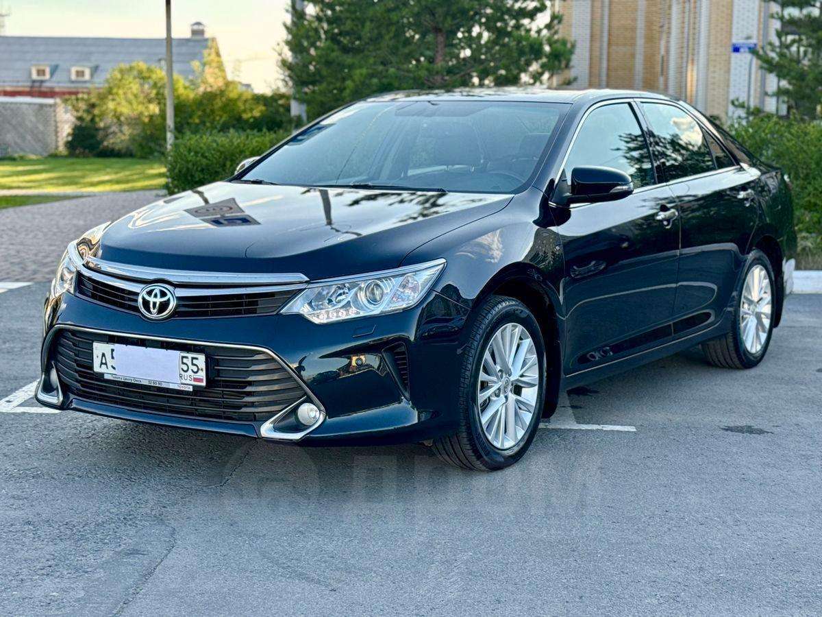 Toyota Camry 2015, Camry 2015 бензин 2.5 седан Б/У Омск