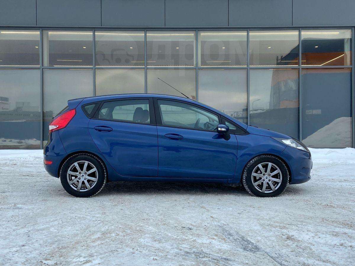 Ford Fiesta 2010, Fiesta 2010 бензин 1.2 хэтчбек Б/У Санкт-Петербург