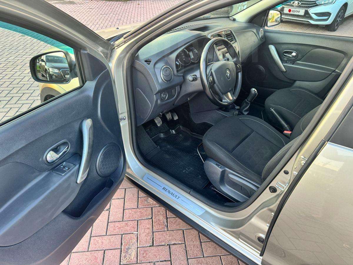 Renault Sandero Stepway 2015, Sandero Stepway 2015 бензин 1.6 хэтчбек Б/У Кемерово