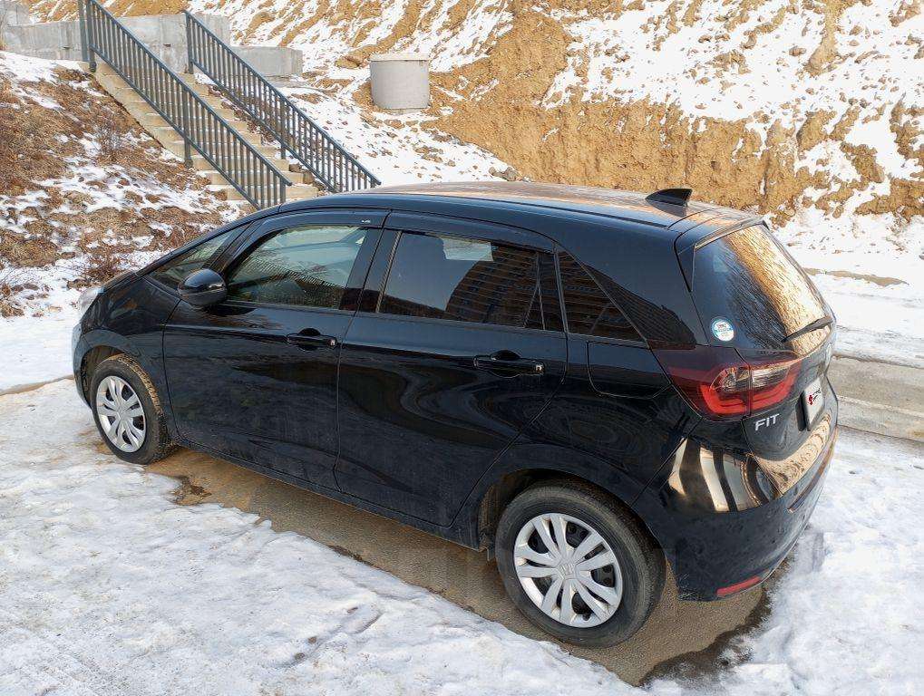 Honda Fit 2020, Fit 2020 бензин 1.3 хэтчбек Б/У Владивосток