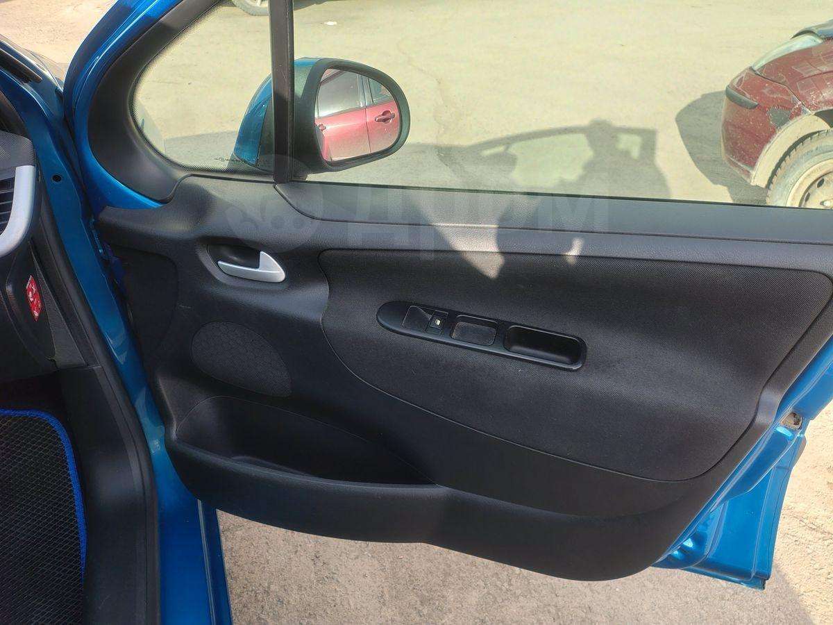 Peugeot 207 2007, 207 2007 бензин 1.6 хэтчбек Б/У Екатеринбург