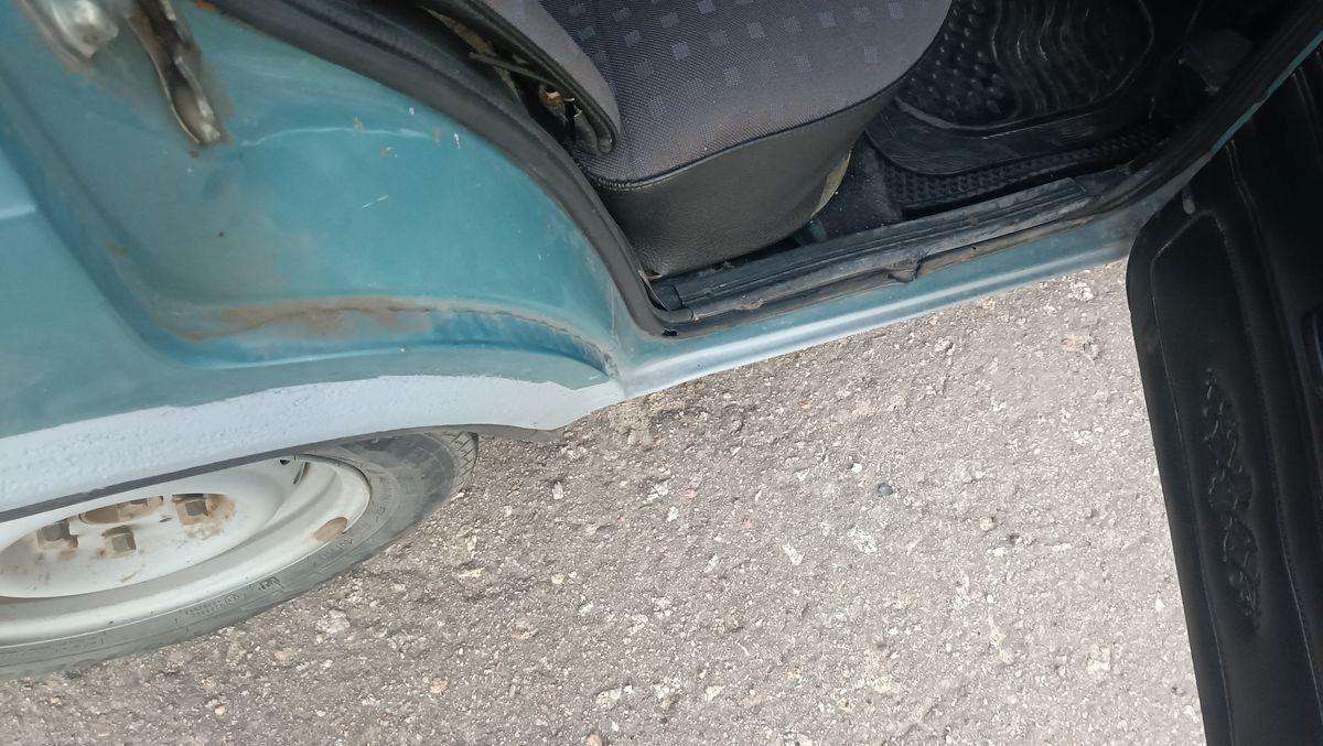 LADA (ВАЗ) 2107 2003, 2107 2003 бензин 1.5 седан Б/У Мурино