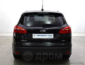 Продам Ford Focus 2017 на likvi.com Ford Focus 2017, Focus 2017 бензин 1.5 универсал Б/У Москва