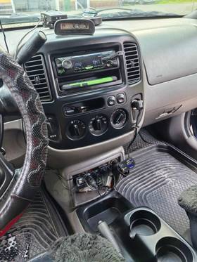 Продам Ford Escape 2002 на likvi.com Ford Escape 2002, Escape 2002 бензин 3 внедорожник Б/У Елизово