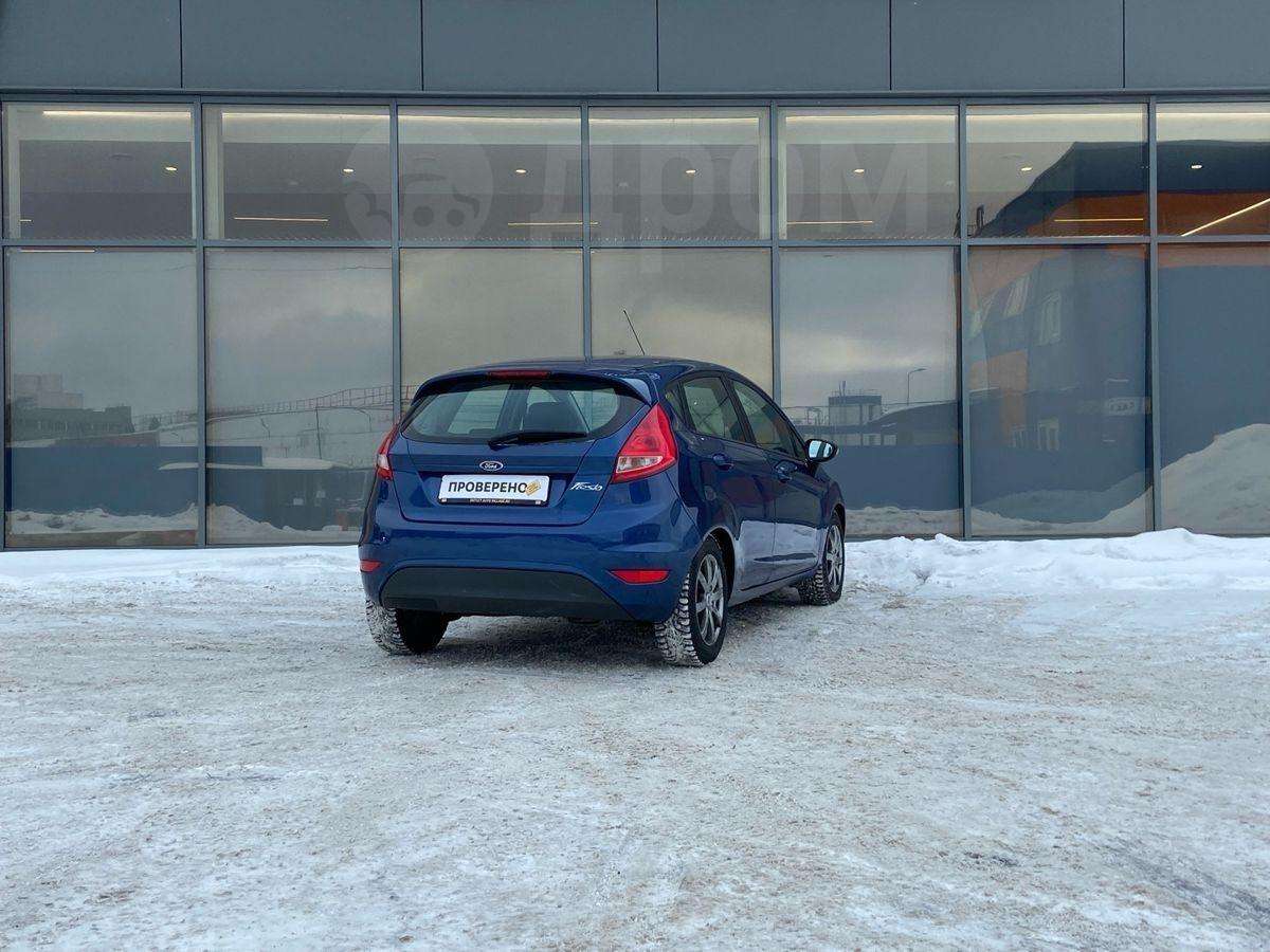 Ford Fiesta 2010, Fiesta 2010 бензин 1.2 хэтчбек Б/У Санкт-Петербург