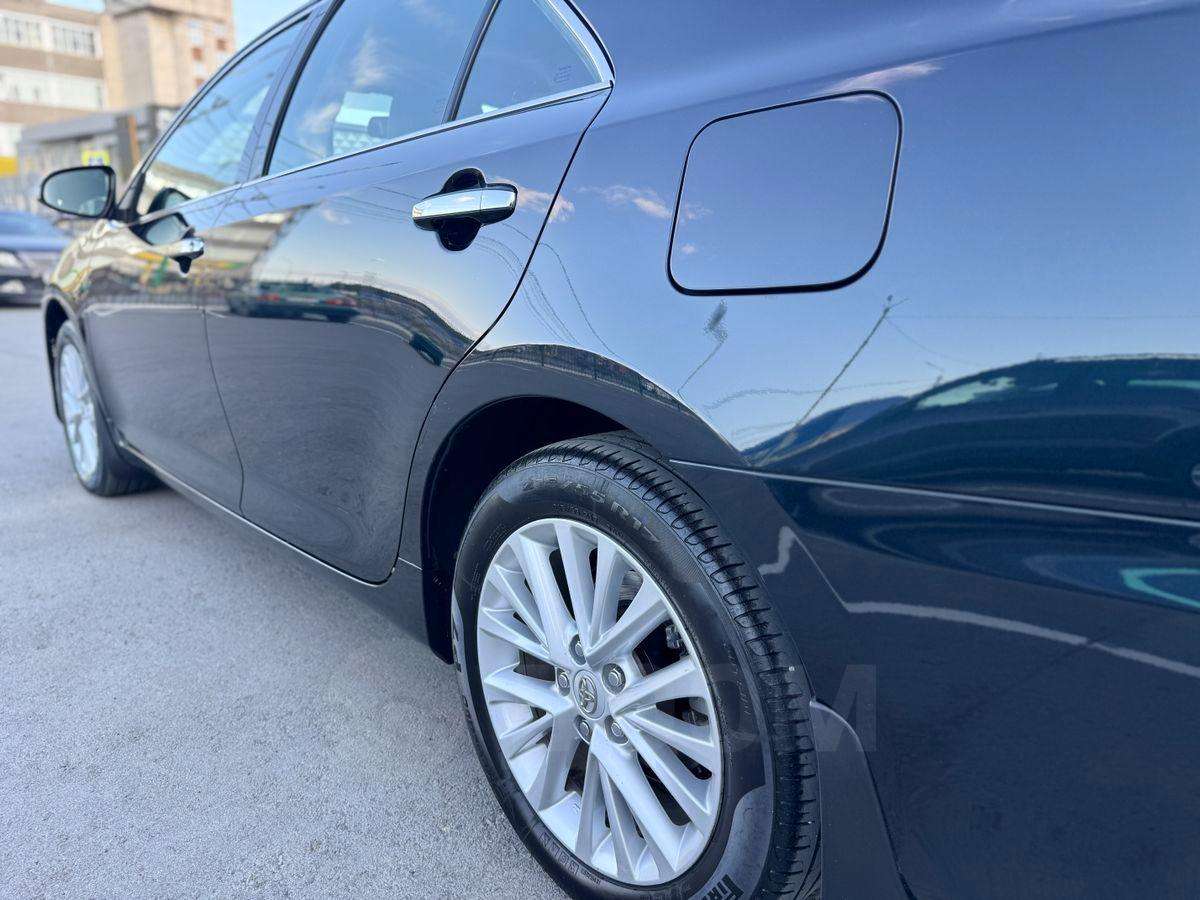 Toyota Camry 2015, Camry 2015 бензин 2.5 седан Б/У Омск
