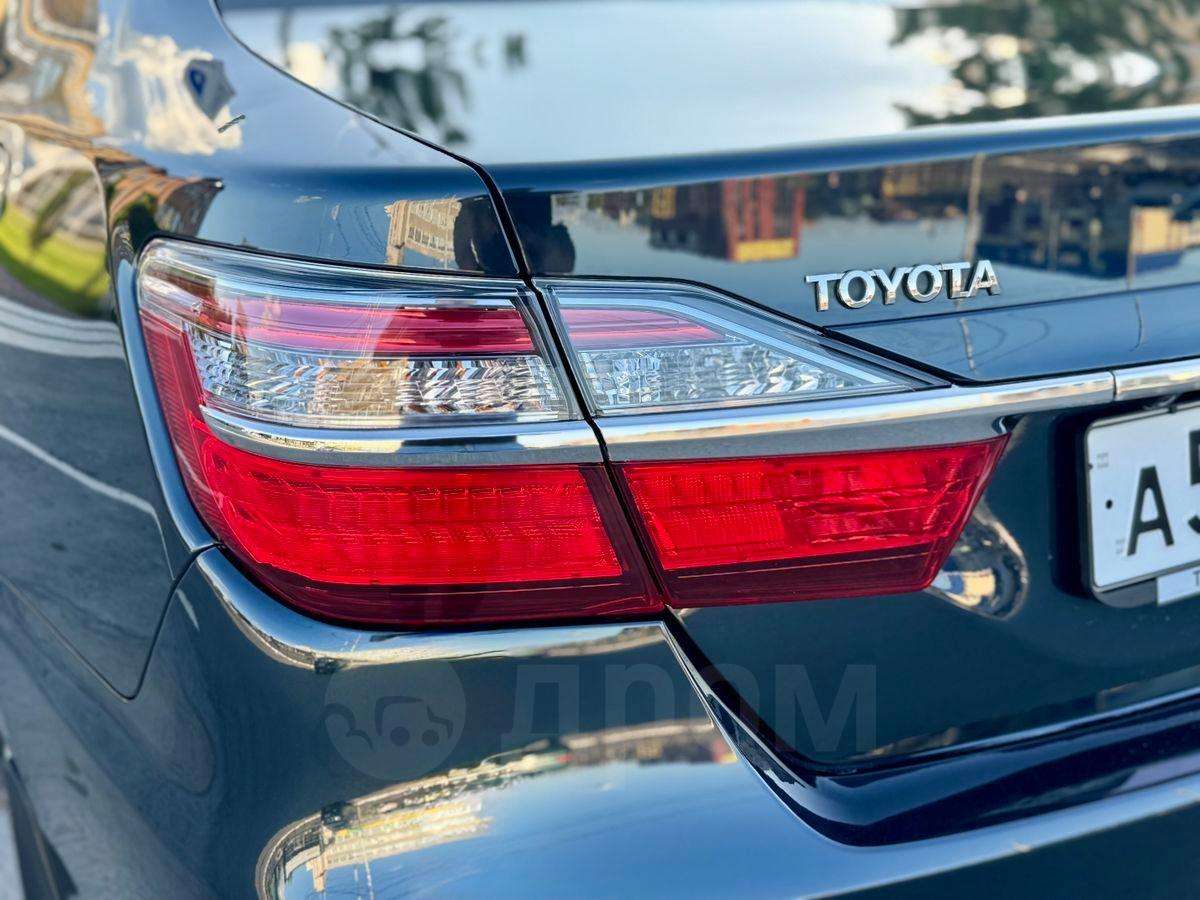 Toyota Camry 2015, Camry 2015 бензин 2.5 седан Б/У Омск