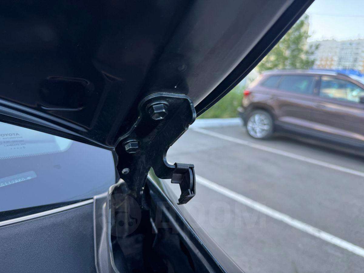 Toyota Camry 2015, Camry 2015 бензин 2.5 седан Б/У Омск