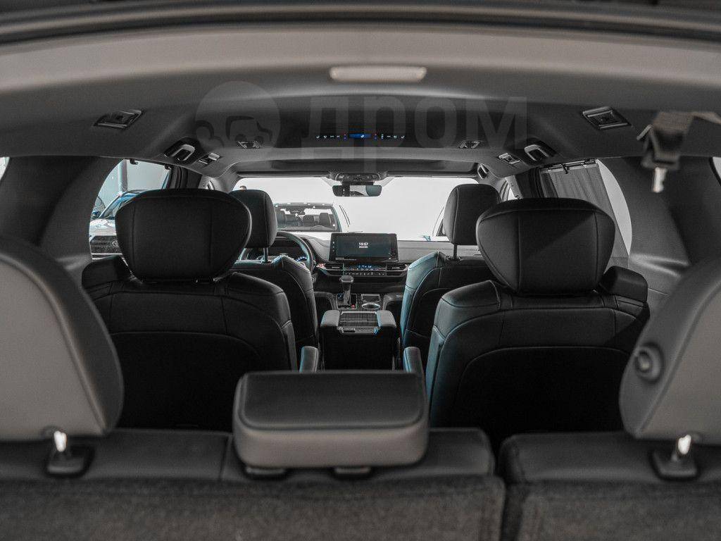 Toyota Sienna 2024, Sienna 2024 2.5 минивэн Б/У Москва