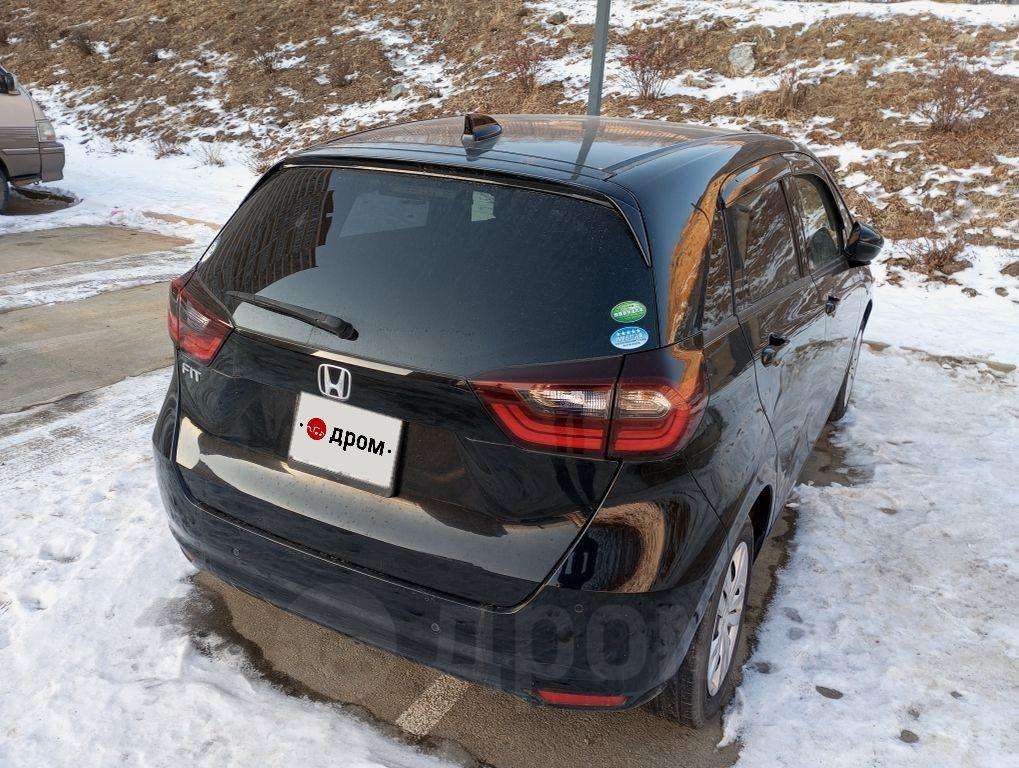 Honda Fit 2020, Fit 2020 бензин 1.3 хэтчбек Б/У Владивосток