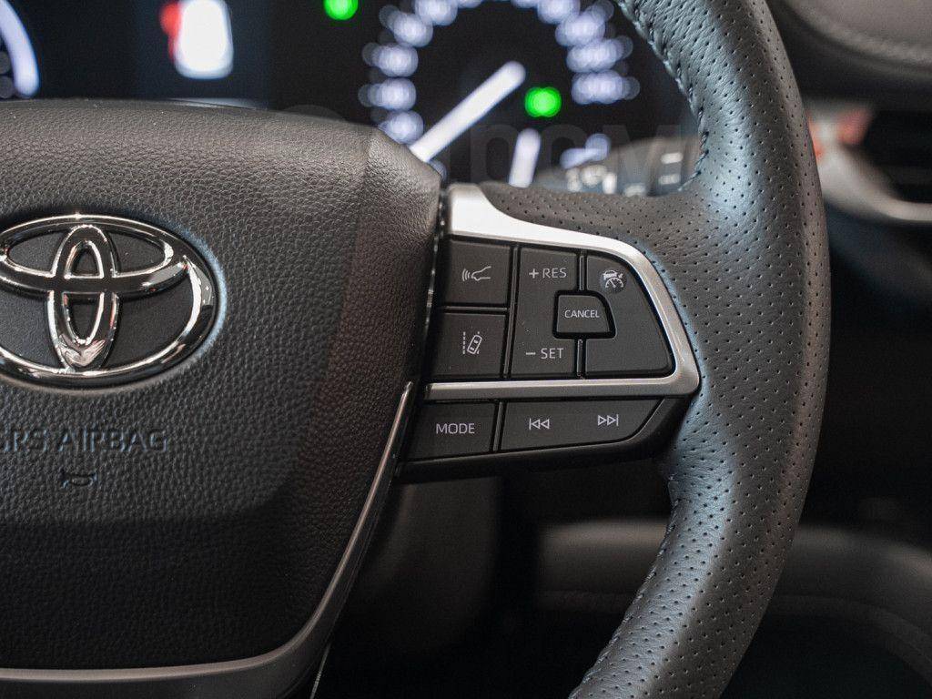 Toyota Sienna 2024, Sienna 2024 2.5 минивэн Б/У Москва