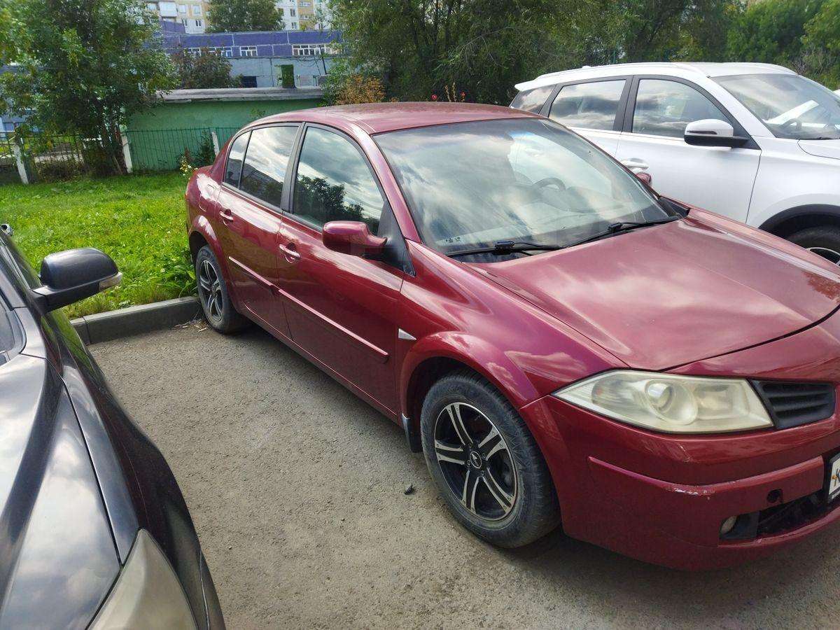 Renault Megane 2007, Megane 2007 бензин 1.6 седан Б/У Кемерово