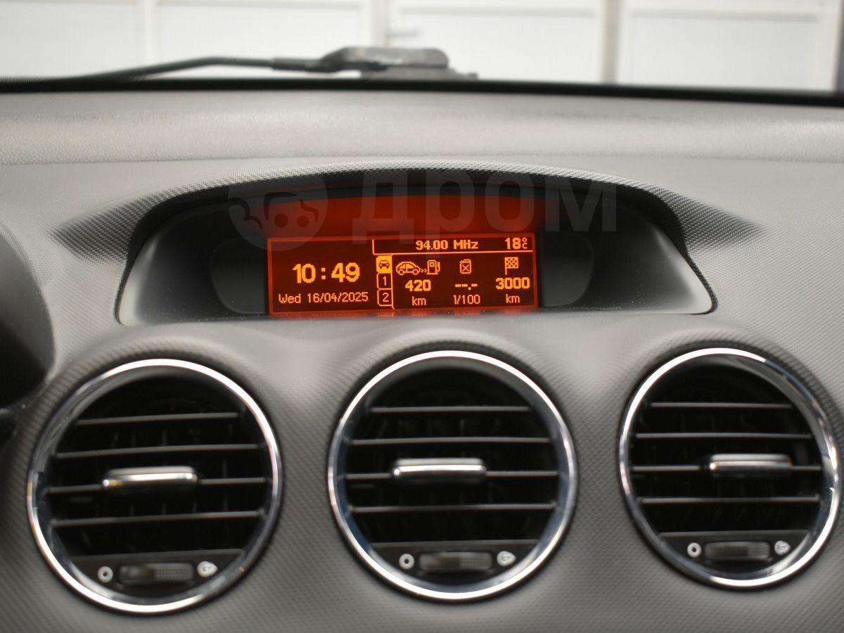 Peugeot 308 2009, 308 2009 бензин 1.6 хэтчбек Б/У Москва