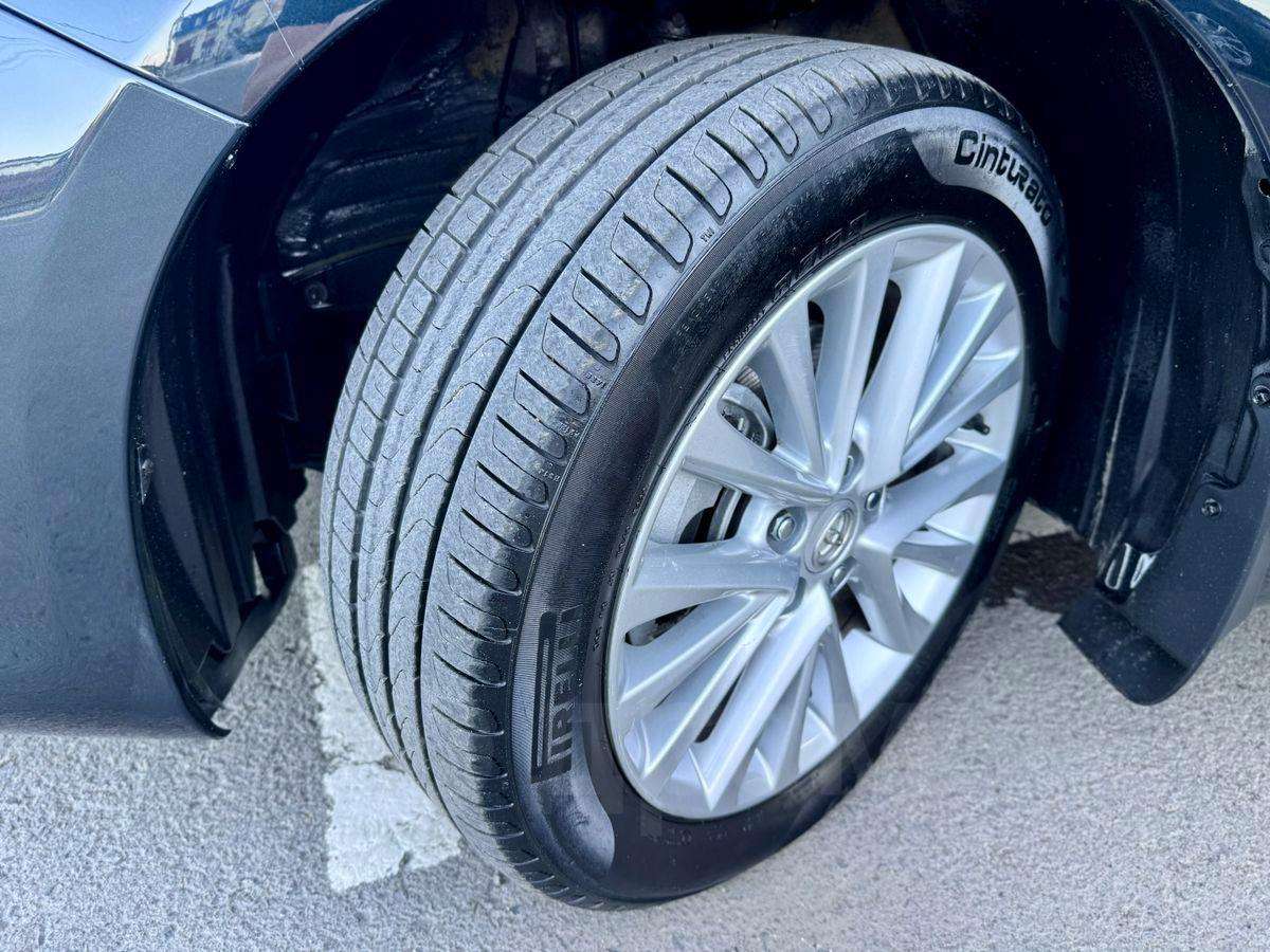 Toyota Camry 2015, Camry 2015 бензин 2.5 седан Б/У Омск