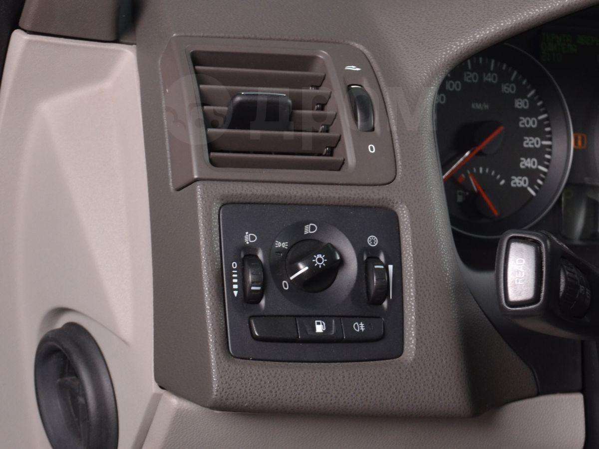 Volvo S40 2012, S40 2012 бензин 2 седан Б/У Кемерово