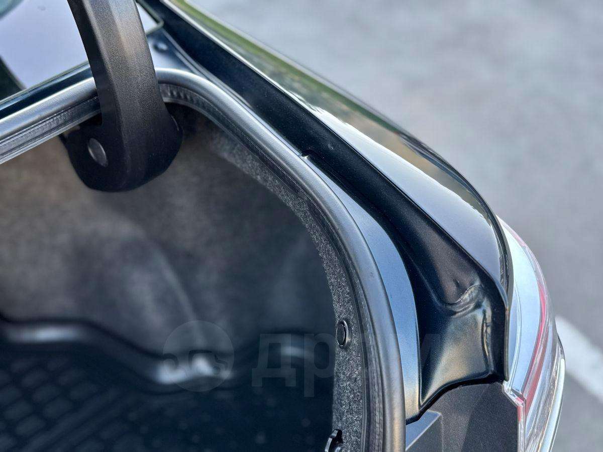 Toyota Camry 2015, Camry 2015 бензин 2.5 седан Б/У Омск