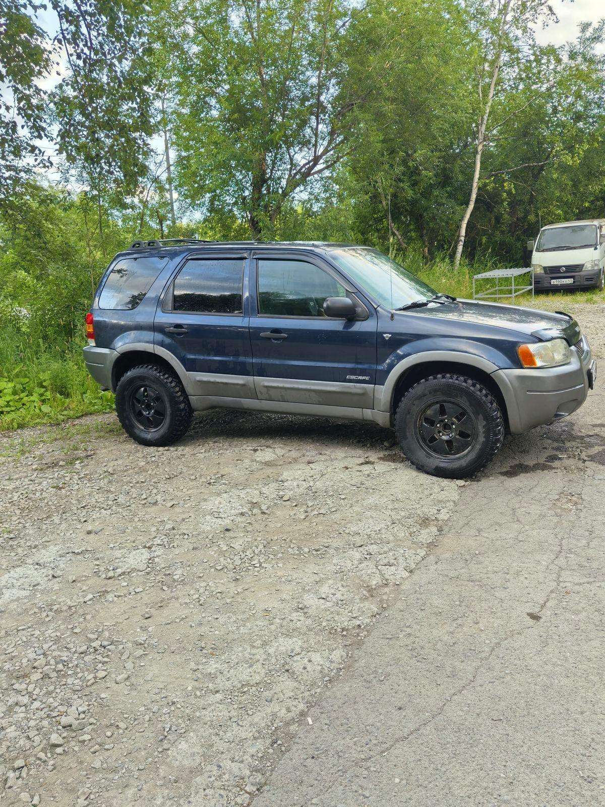 Ford Escape 2002, Escape 2002 бензин 3 внедорожник Б/У Елизово